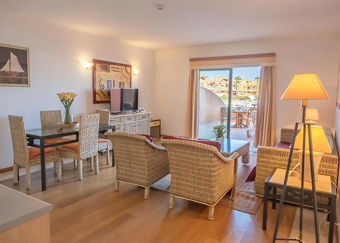 Marina Sea View Портиман