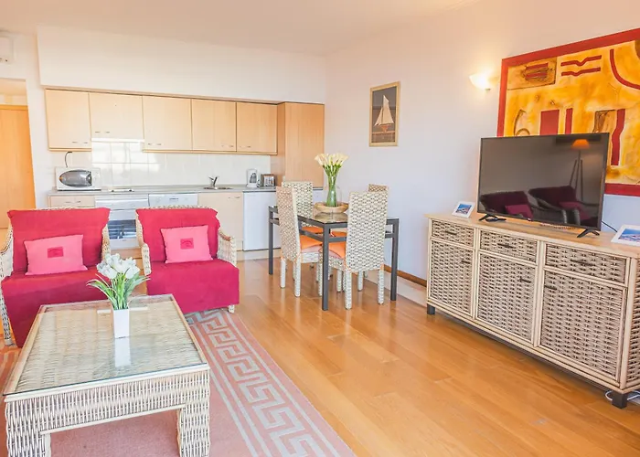 Marina Sea View Апартаменты