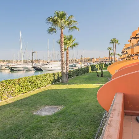 Marina Sea View Apartmán